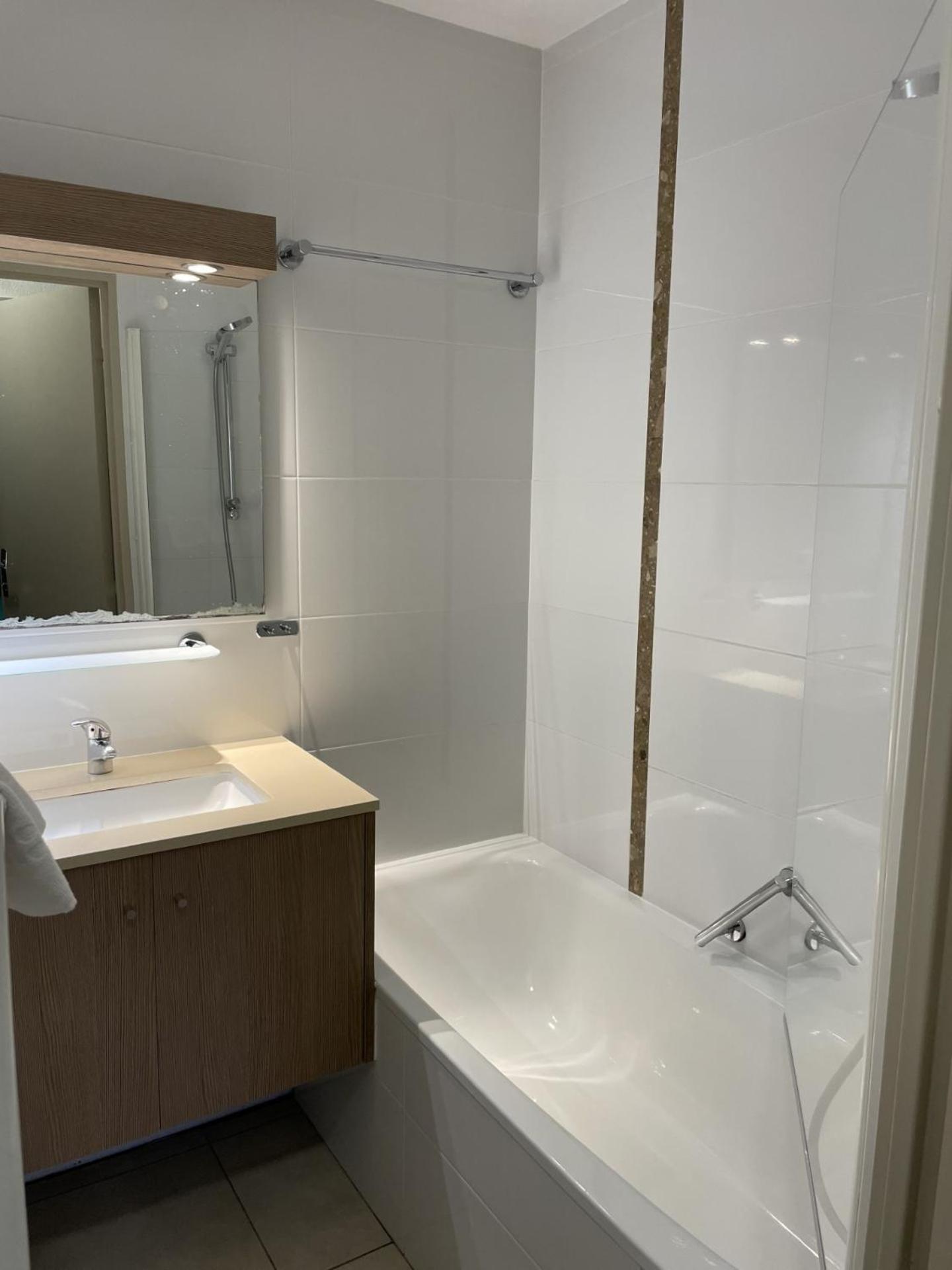 Vvf Residence أنغليه المظهر الخارجي الصورة